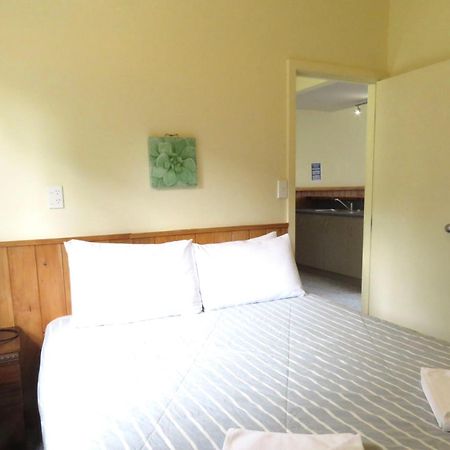 Mystery Creek Motel Rukuhia Exterior foto